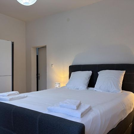 Charmant Appartement Au Coeur De Sion Dış mekan fotoğraf