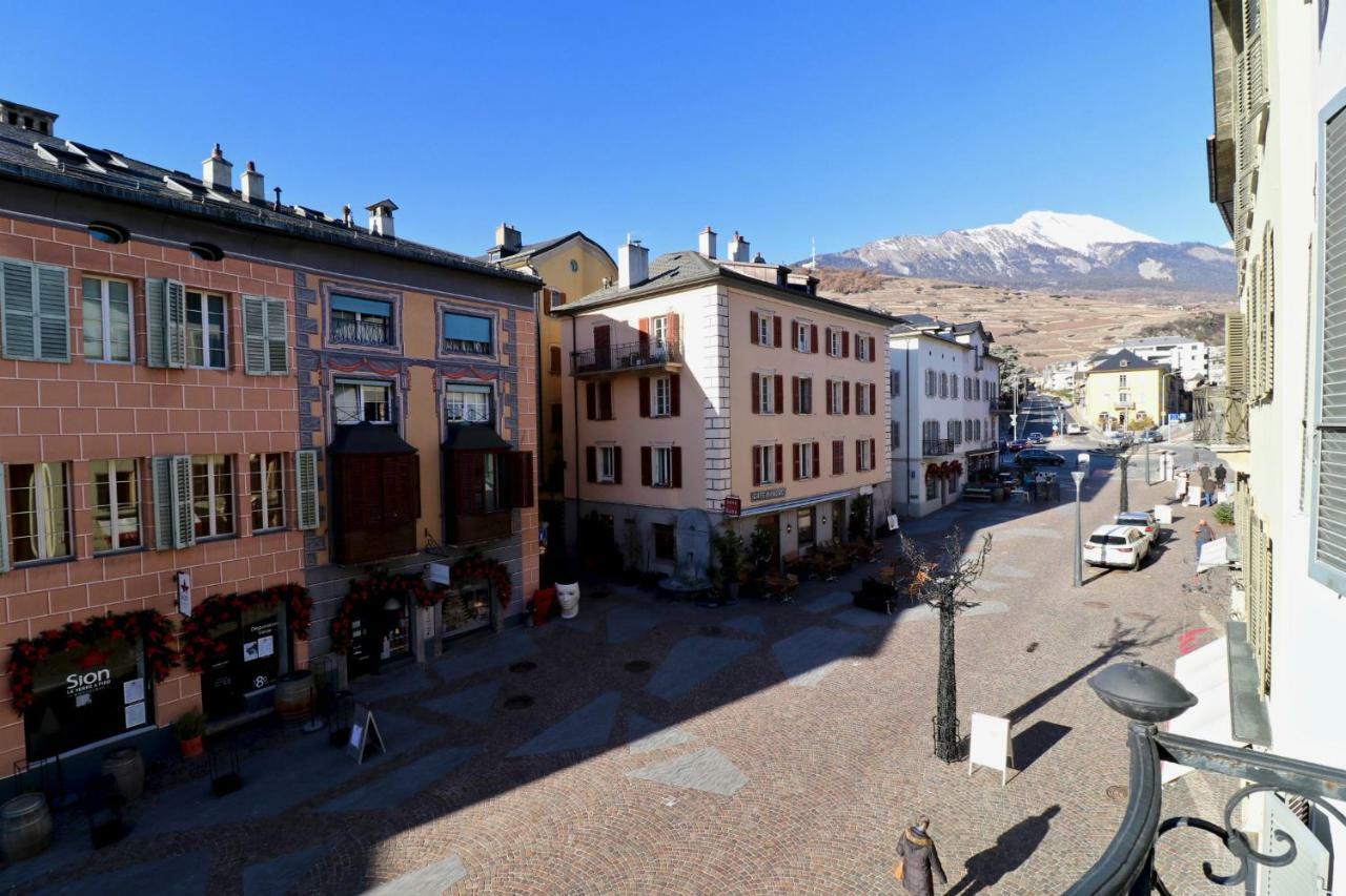 Charmant Appartement Au Coeur De Sion Dış mekan fotoğraf